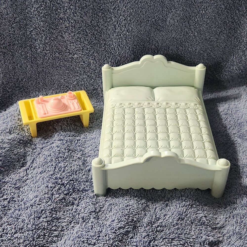 Playskool *VINTAGE* 1990's Dollhouse Set #3